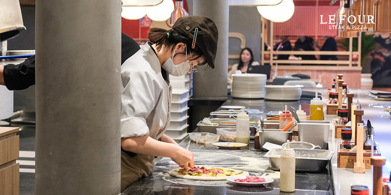 おいしいピザショップの詳細なレビュー - 手頃な価格 - 美しい空間